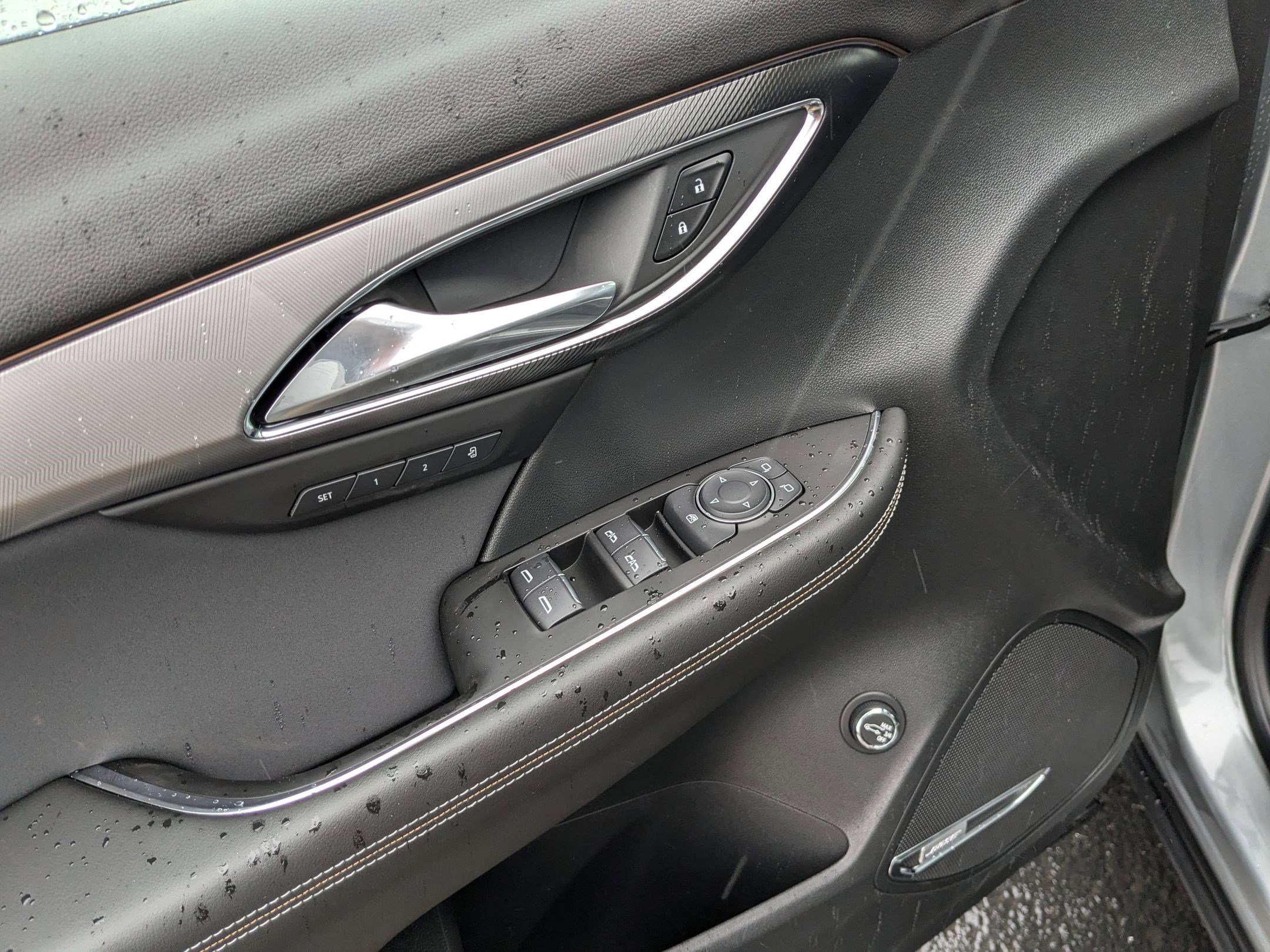 New 2025 Buick Envision Sport Touring image 12