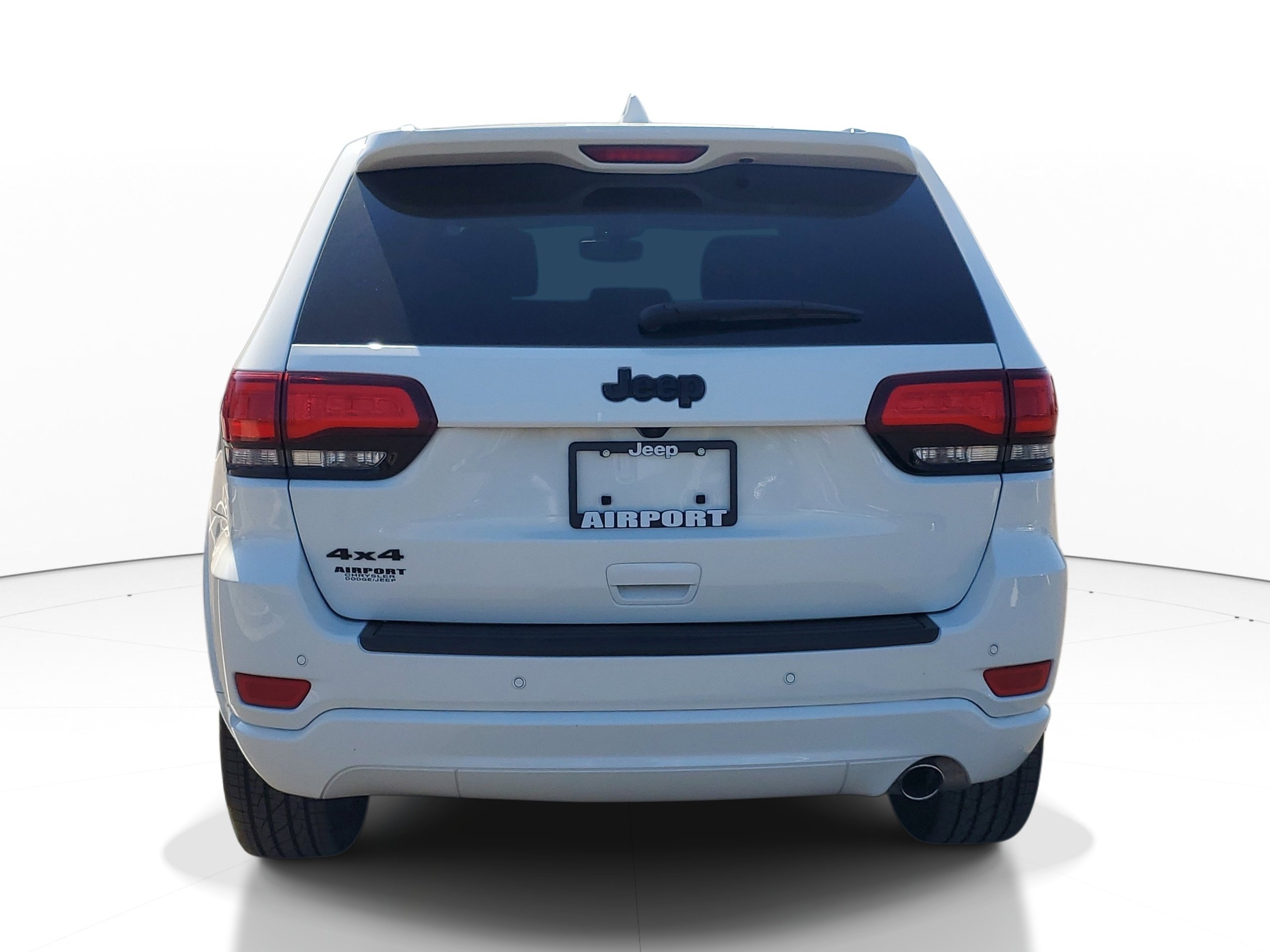 Used 2020 Jeep Grand Cherokee Altitude image 6