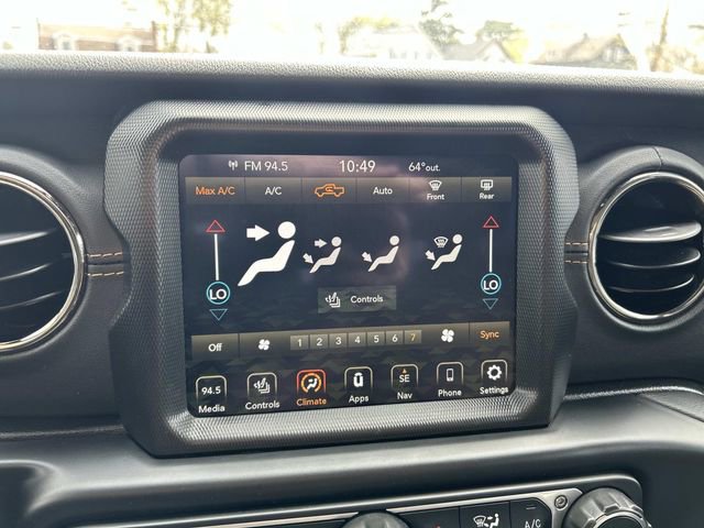 Used 2022 Jeep Gladiator Overland image 30