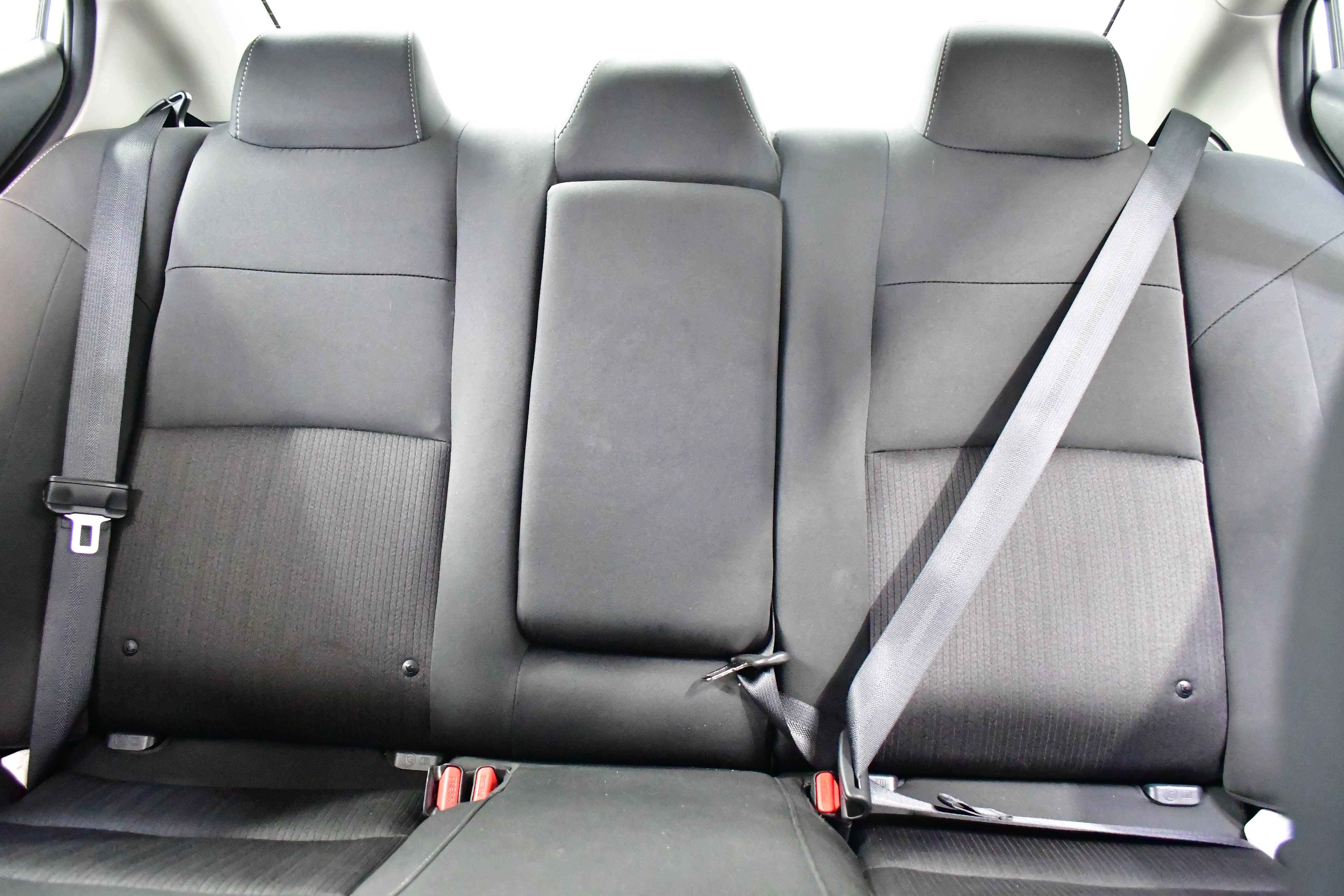 Used 2025 Nissan Altima 2.5 SV image 10