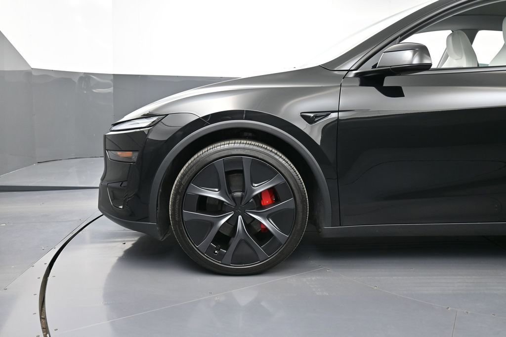 Used 2026 Tesla Model Y Performance AWD/4WD image 12