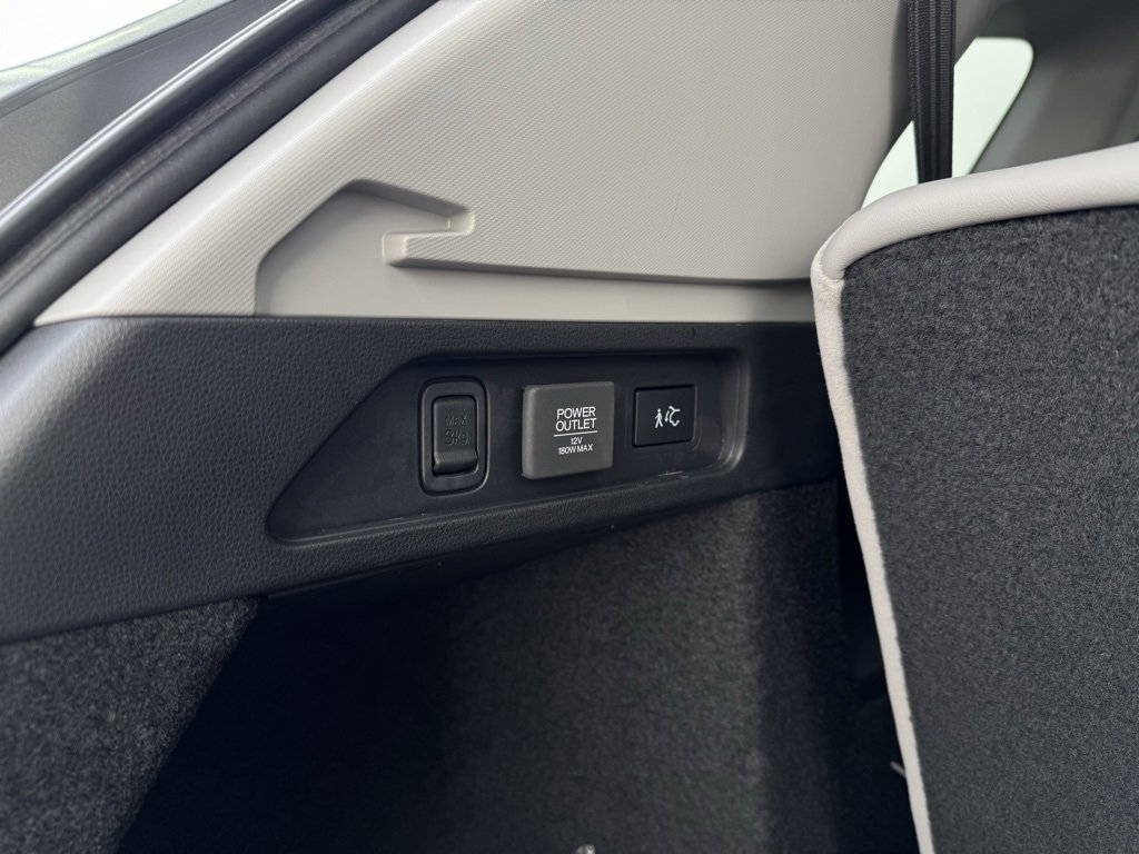 Used 2025 Acura MDX w/ Technology Package image 9
