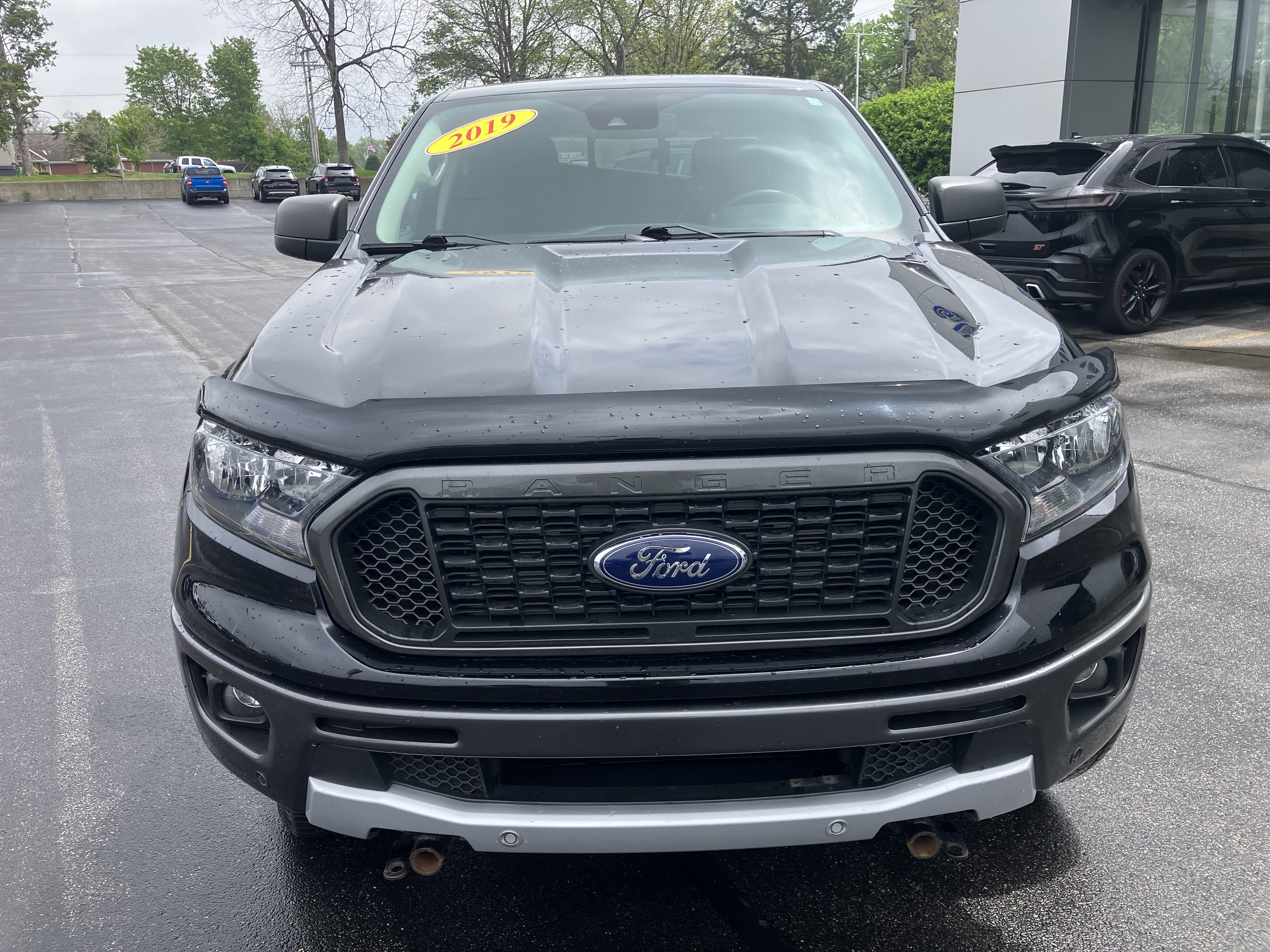 Used 2019 Ford Ranger XLT w/ Equipment Group 302A Luxury AWD/4WD image 2