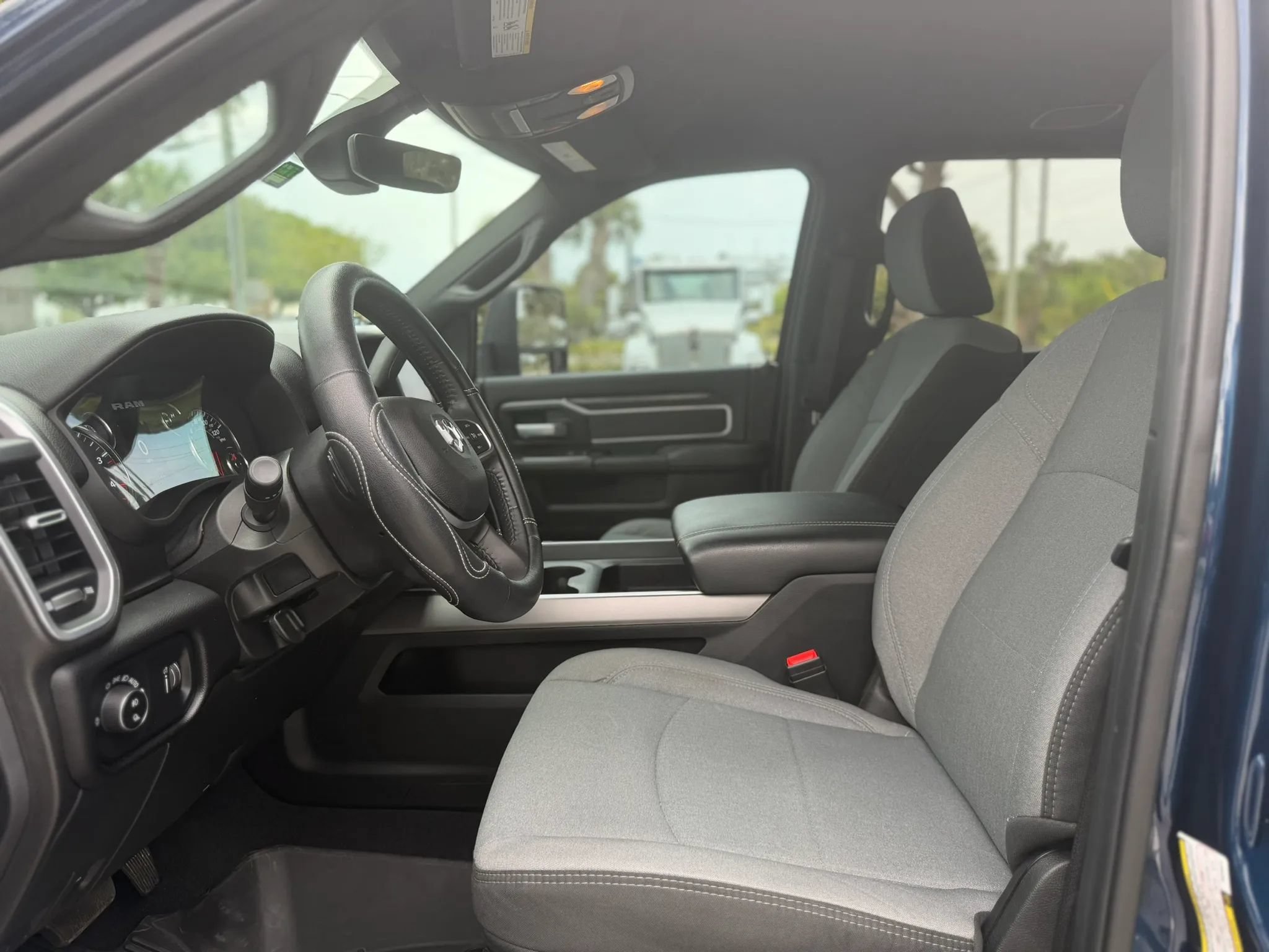 Used 2024 RAM 3500 Lone Star AWD/4WD image 17