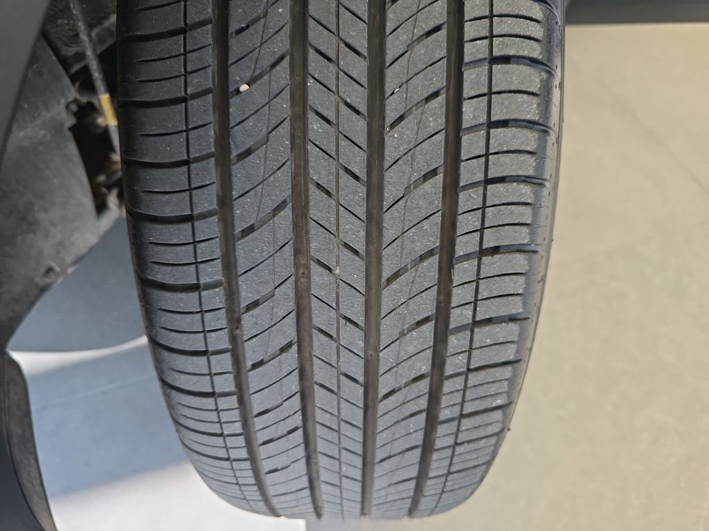 Certified 2025 Kia Sportage EX image 37