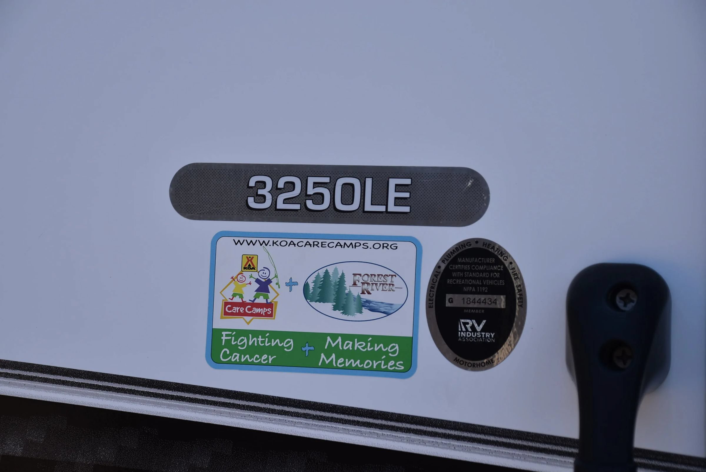 Used 2022 Ford E-450 and Econoline 450 Super Duty w/ Motorhome Prep Package RWD image 8