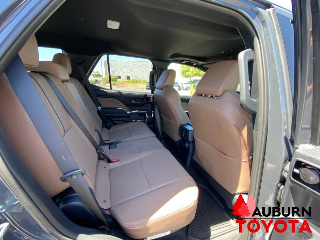 New 2026 Toyota 4Runner Limited AWD/4WD image 17