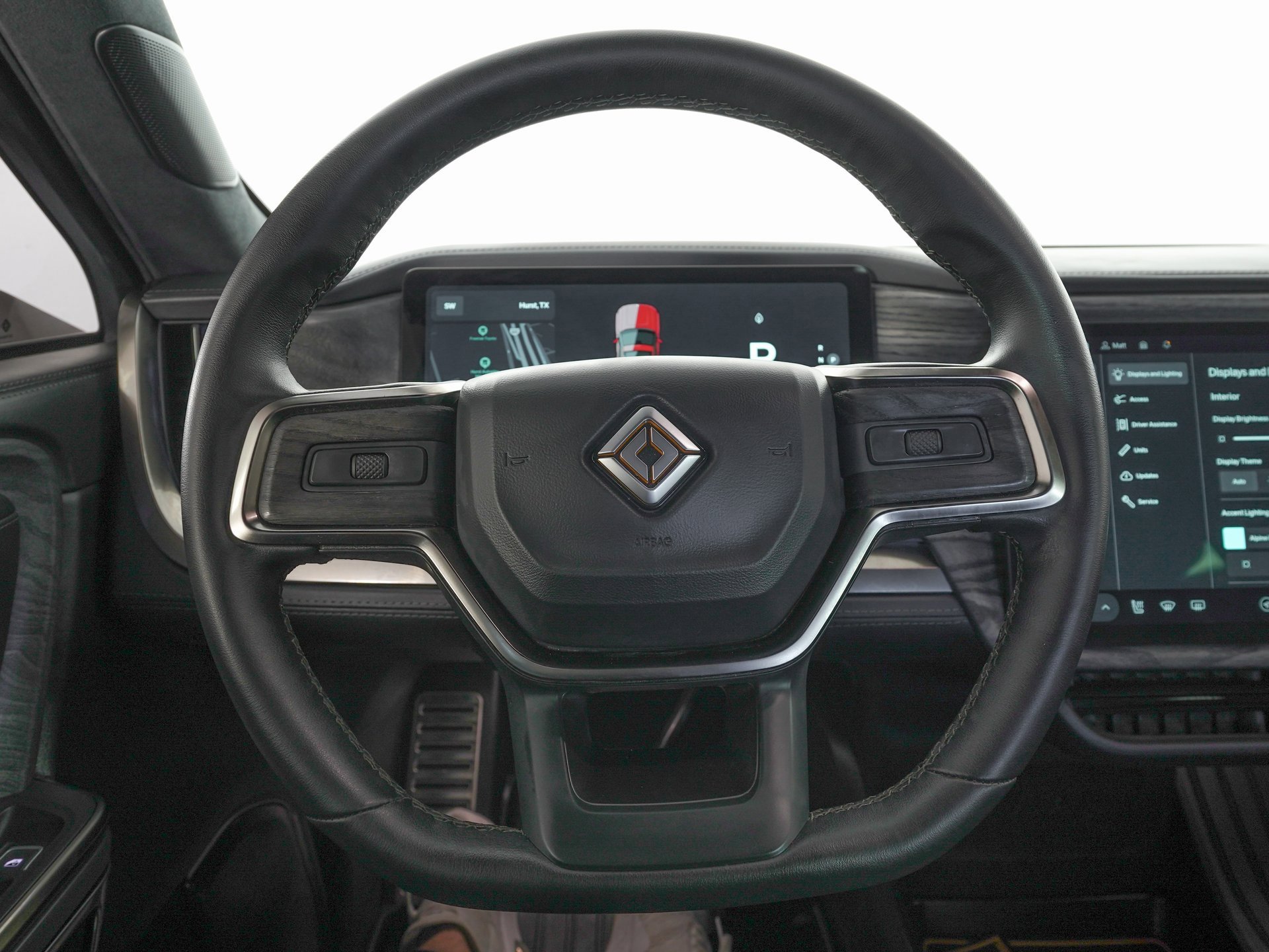 Used 2022 Rivian R1T Adventure image 17