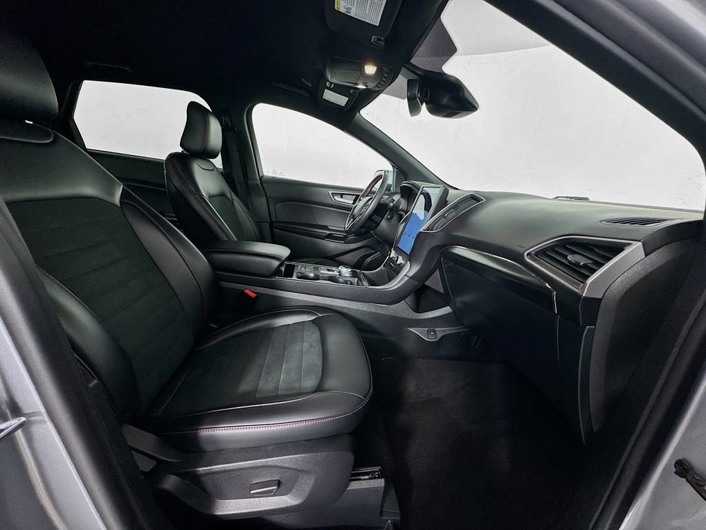 Used 2024 Ford Edge ST-Line AWD/4WD image 27