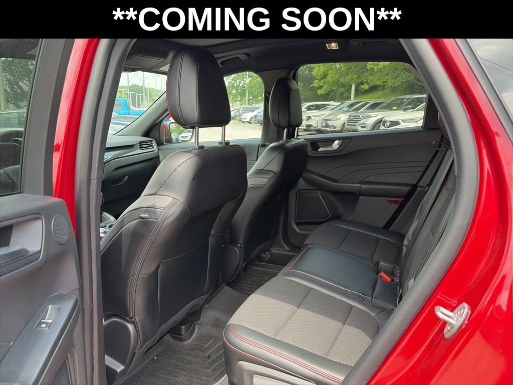 Used 2023 Ford Escape ST-Line Select w/ Tech Pack #2 AWD/4WD image 9