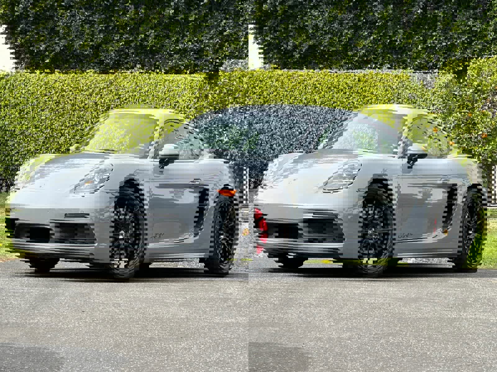 Used 2025 Porsche 718 Cayman GTS image 1