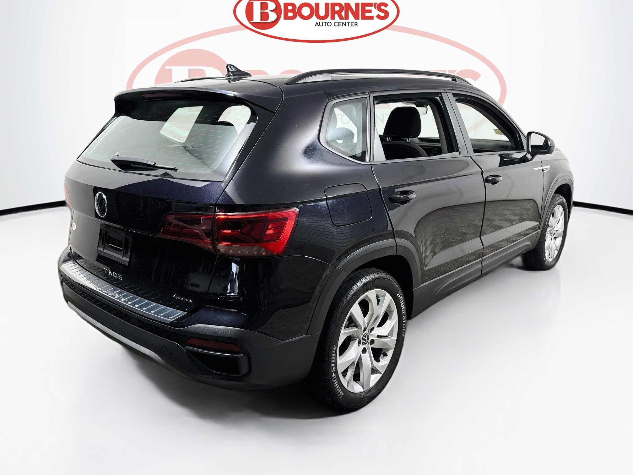 Used 2023 Volkswagen Taos S w/ Driver Assistance Package AWD/4WD image 10