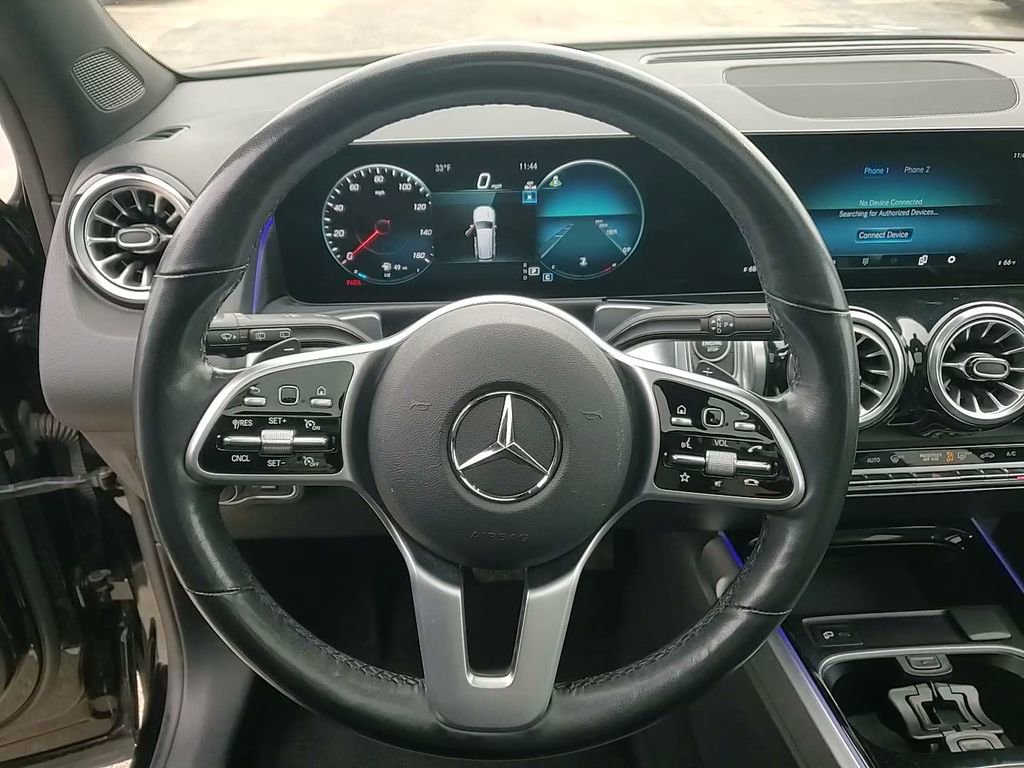 Used 2023 Mercedes-Benz GLB 250 4MATIC image 27