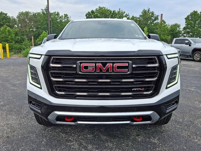 New 2026 GMC Yukon XL AT4 Ultimate w/ LPO, Illumination Package AWD/4WD image 2