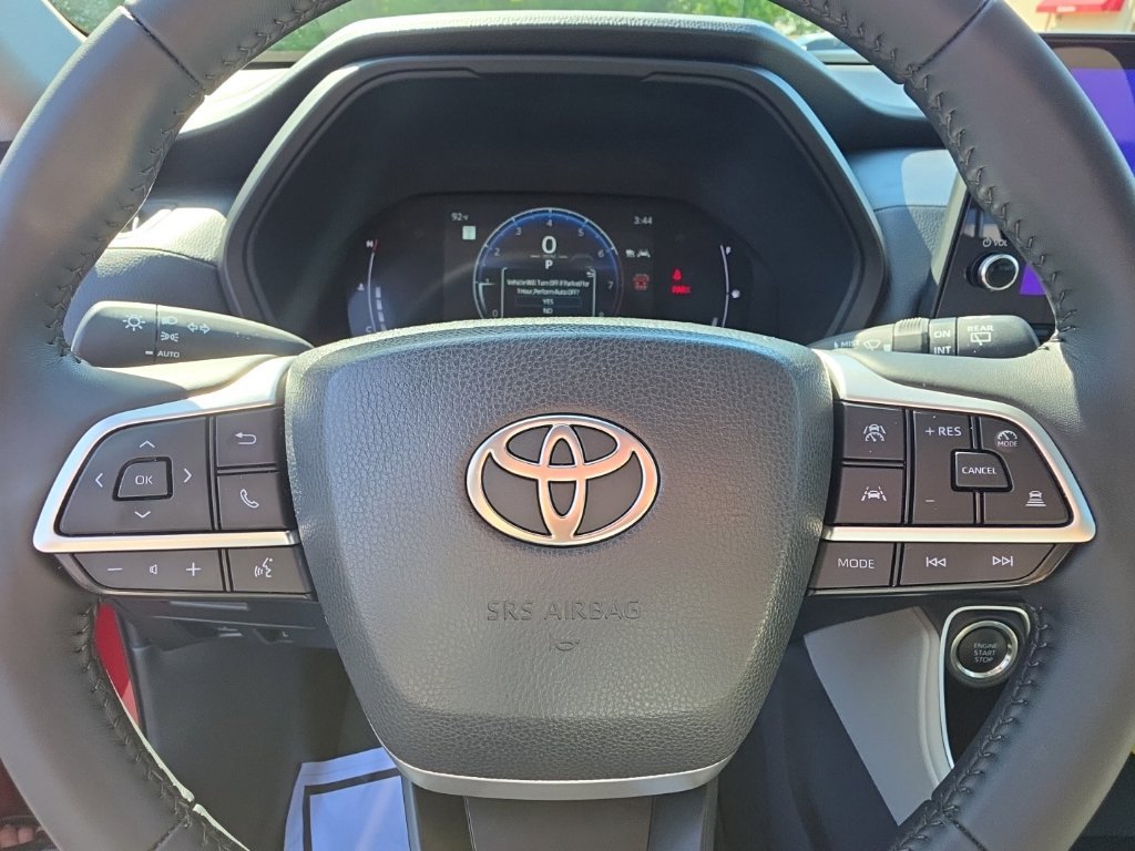 Used 2025 Toyota Grand Highlander FWD image 22