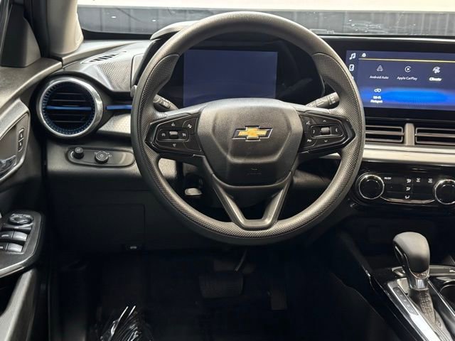 Used 2024 Chevrolet Trax LT image 8