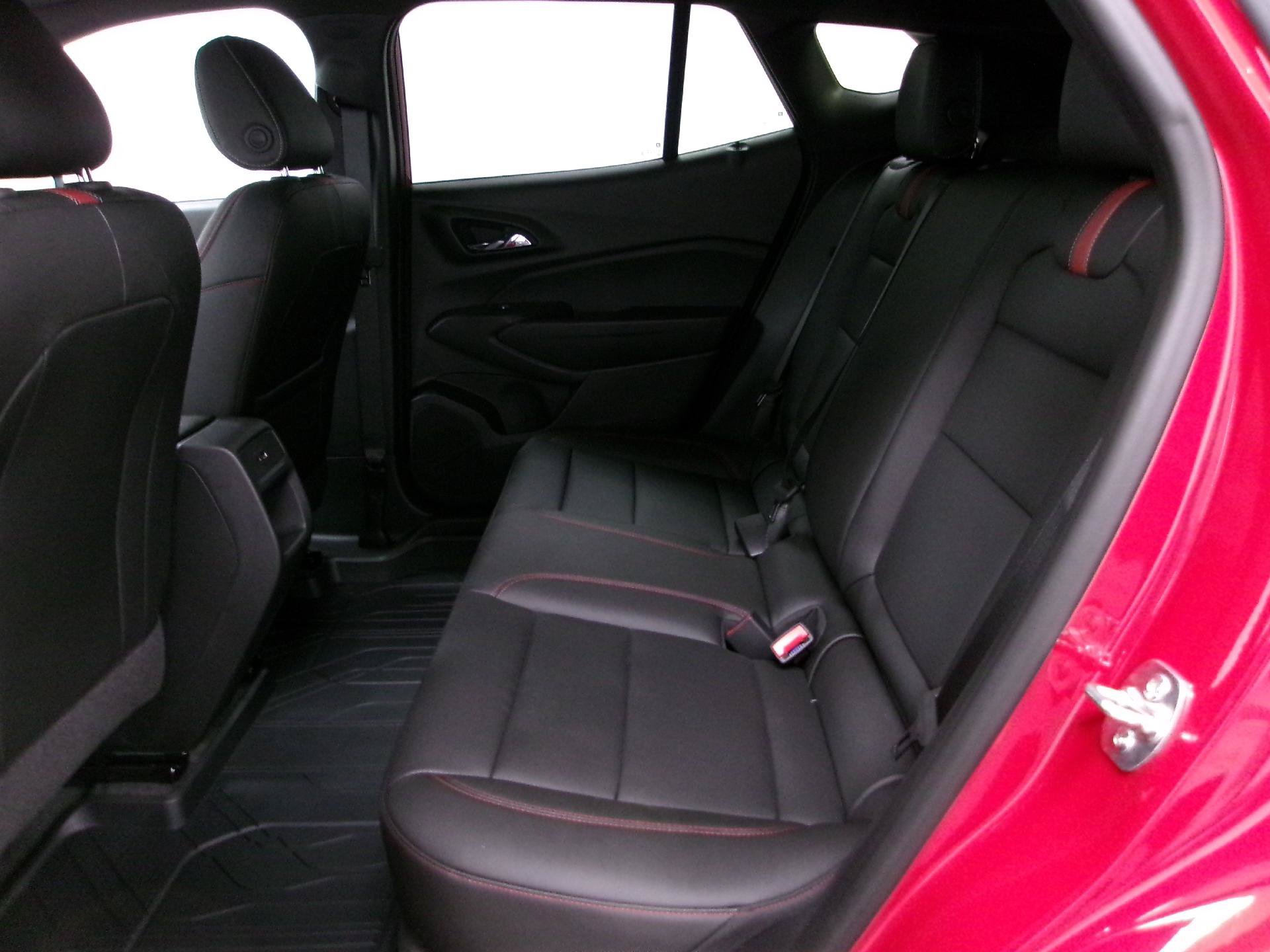 New 2026 Chevrolet Trax RS w/ Driver Confidence Package FWD image 9