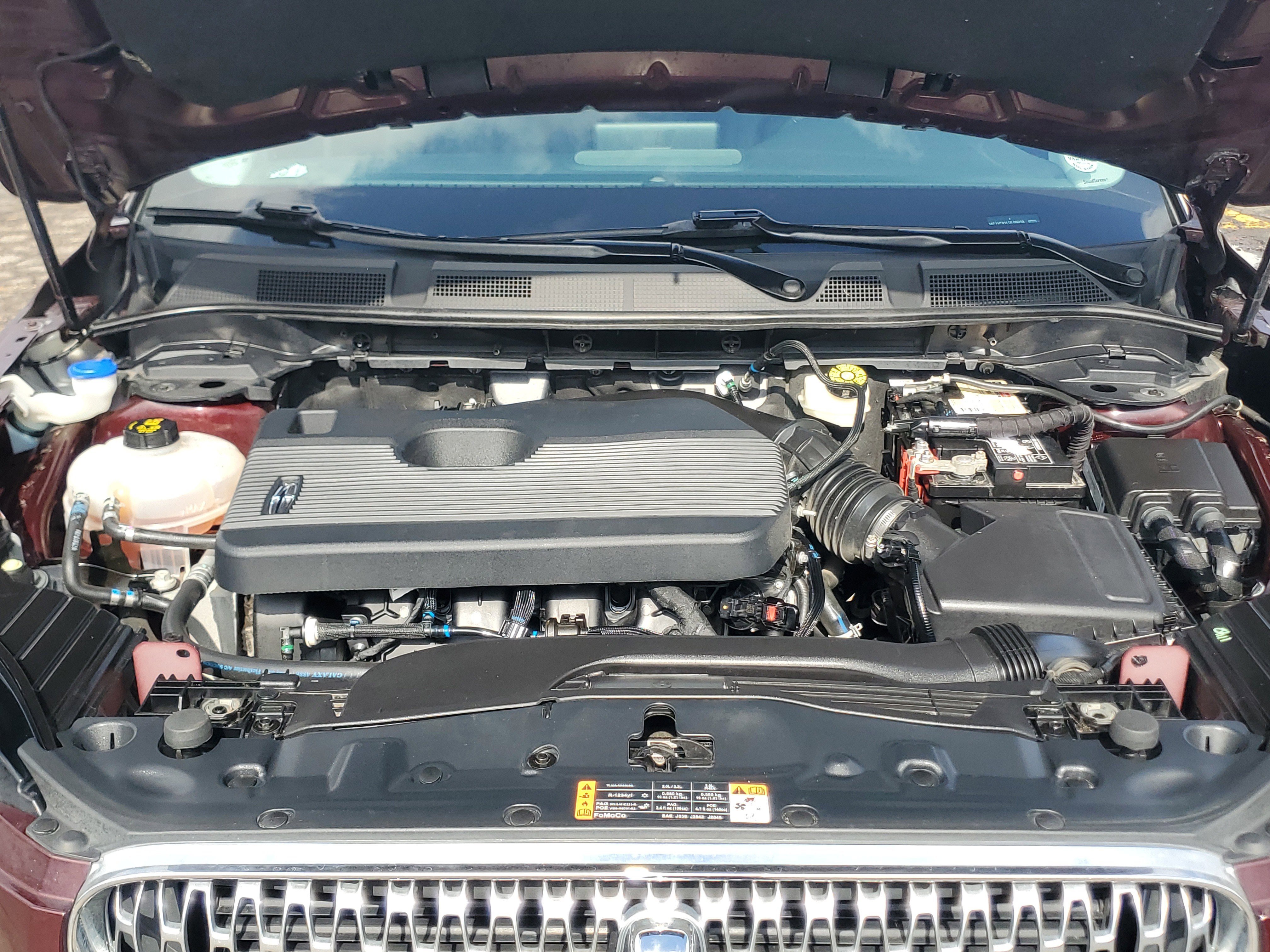 Certified 2020 Lincoln Corsair FWD w/ Equipment Group 101A image 8