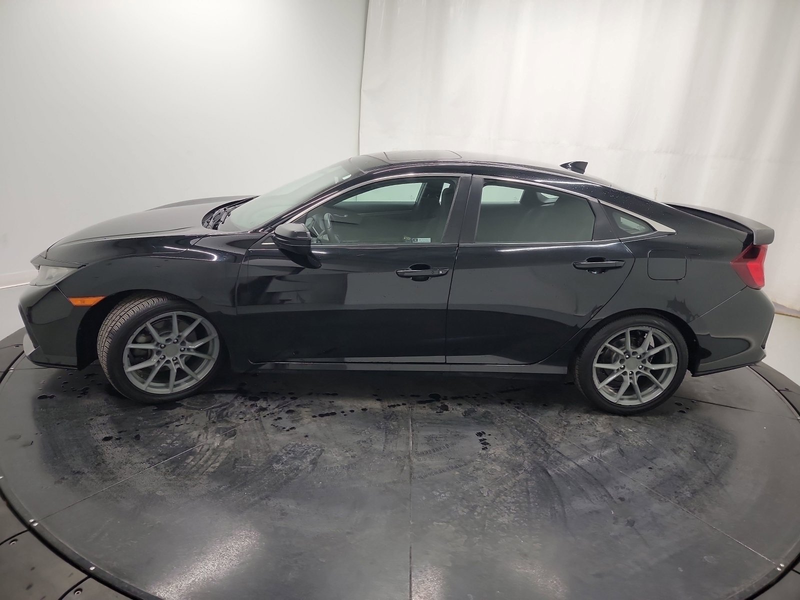 Used 2018 Honda Civic Si image 4