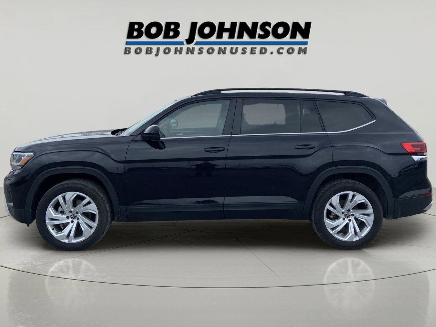 Used 2023 Volkswagen Atlas SE w/ Panoramic Sunroof Package AWD/4WD image 6