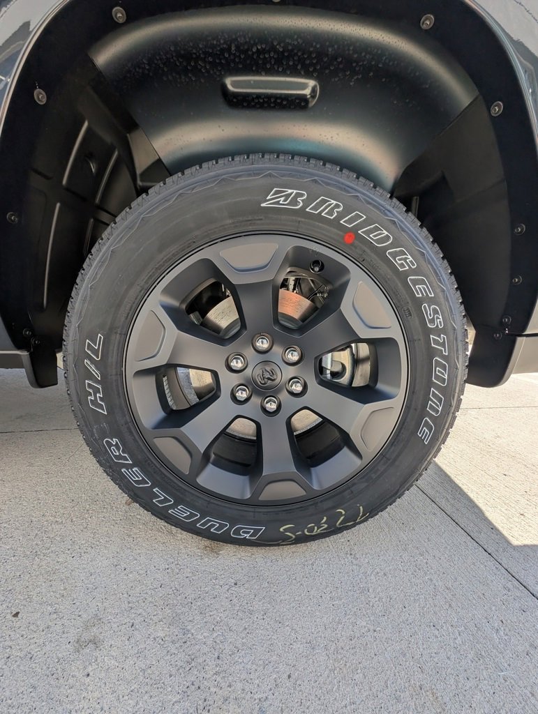 New 2026 RAM 1500 4x4 Crew Cab image 46