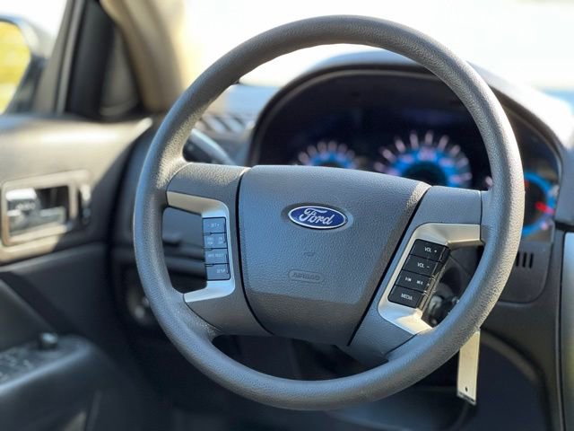 Used 2011 Ford Fusion SE FWD image 29