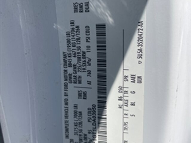 Used 2020 Ford F550 2WD Regular Cab Super Duty image 29