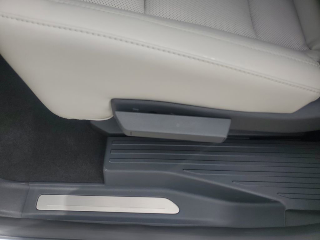 New 2025 Lincoln Navigator L Reserve image 12