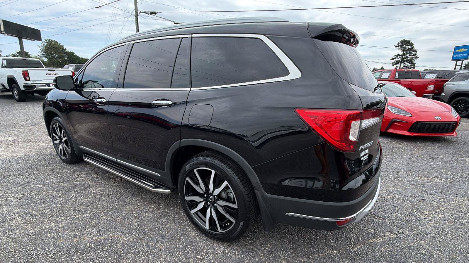 Used 2020 Honda Pilot Touring image 10