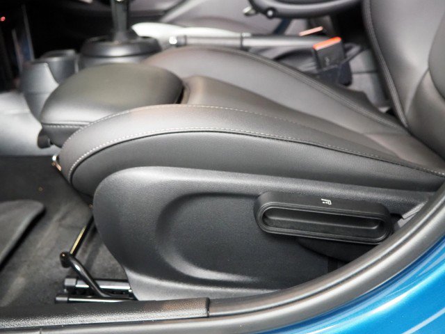 Used 2024 MINI Cooper S image 57