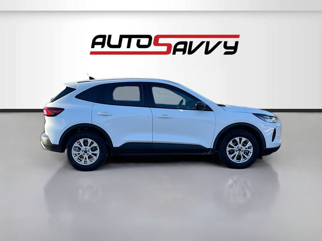 Used 2025 Ford Escape Active AWD/4WD image 8
