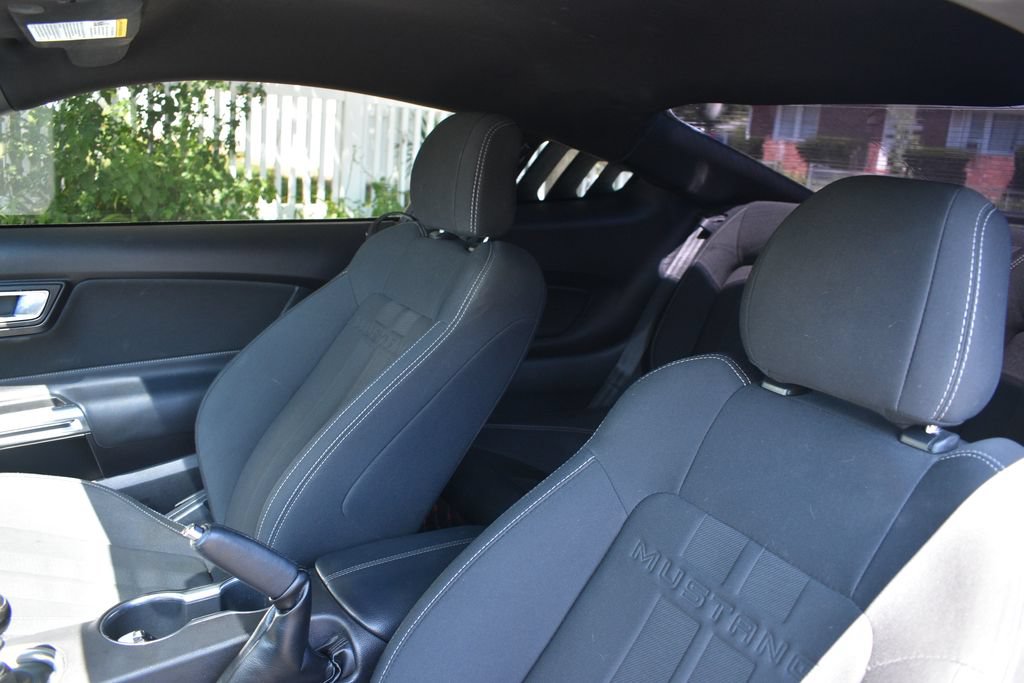 Used 2019 Ford Mustang GT w/ GT Performance Package RWD image 9