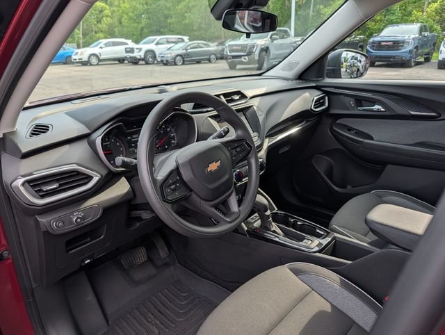 Used 2023 Chevrolet TrailBlazer LS AWD/4WD image 13