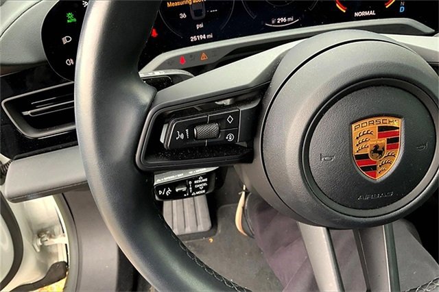 Used 2022 Porsche Taycan image 42