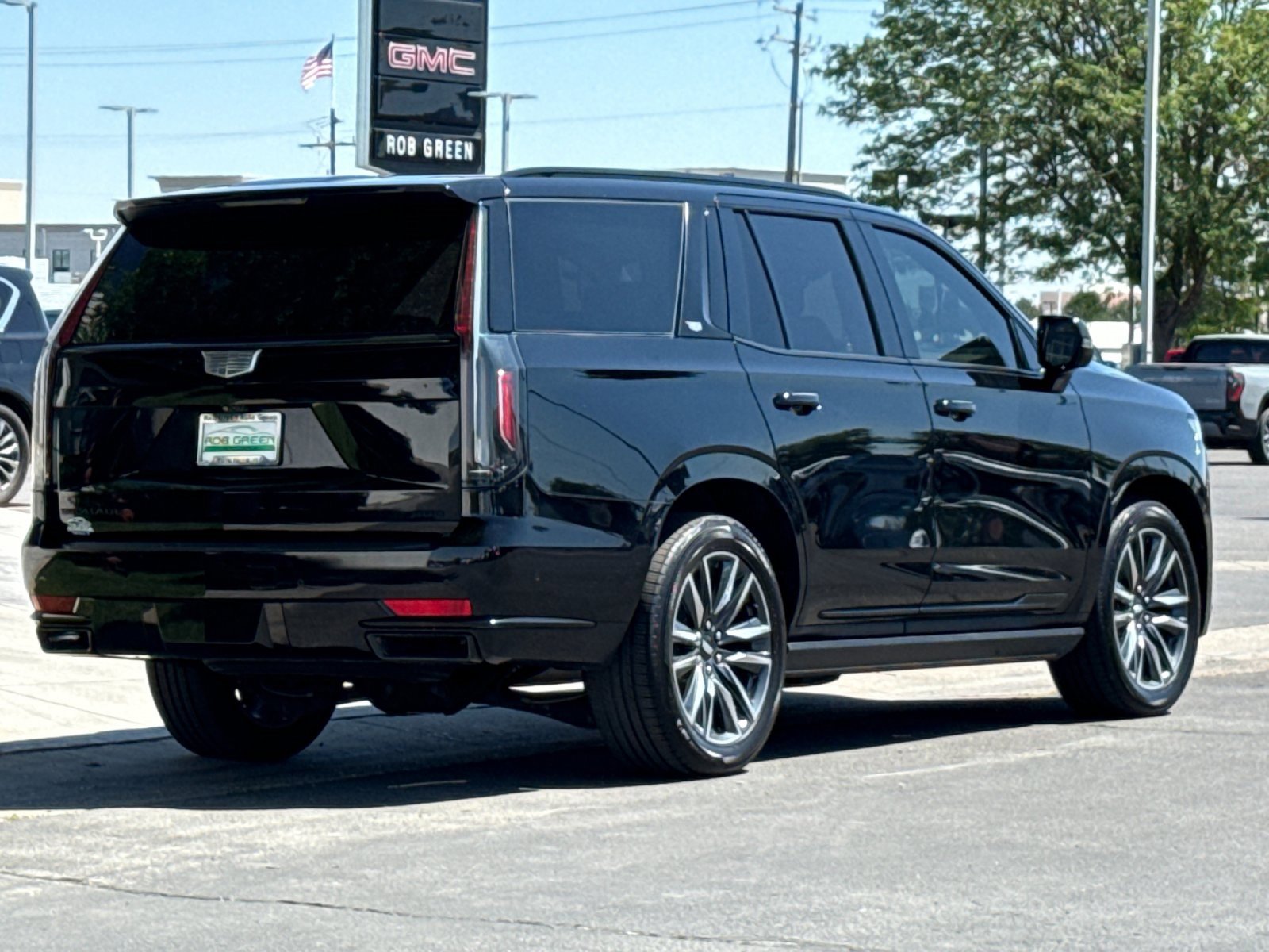 Used 2021 Cadillac Escalade Sport Platinum image 3