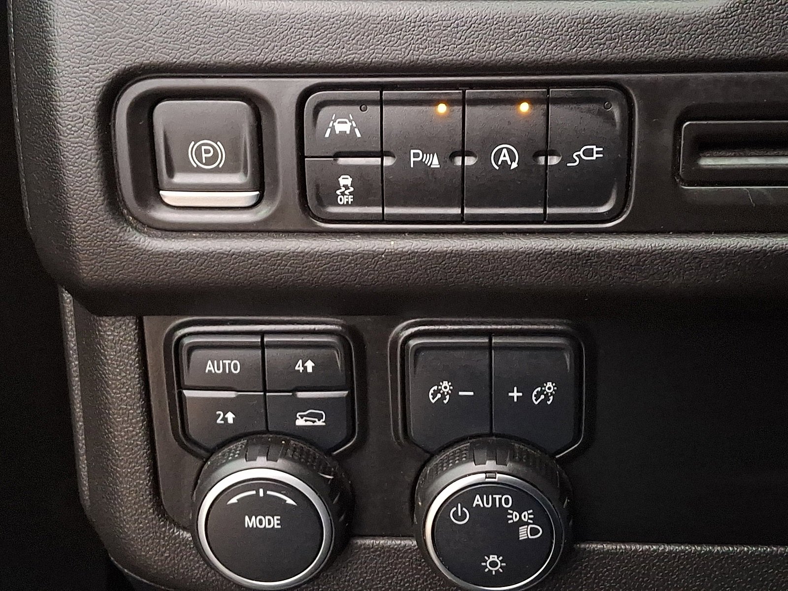 Used 2022 Chevrolet Tahoe LS w/ Driver Alert Package image 26