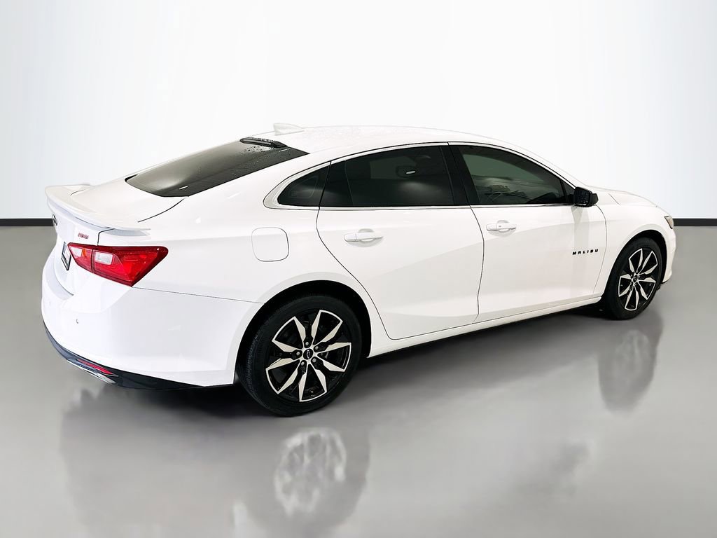 Used 2025 Chevrolet Malibu RS w/ LPO, Floor Liner Package FWD image 7