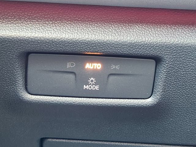 New 2026 Volkswagen Tiguan SE AWD/4WD image 20