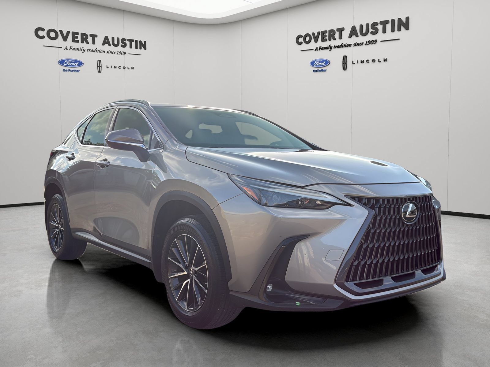 Used 2022 Lexus NX 250 FWD w/ Towing Package (2000 Lbs) image 7