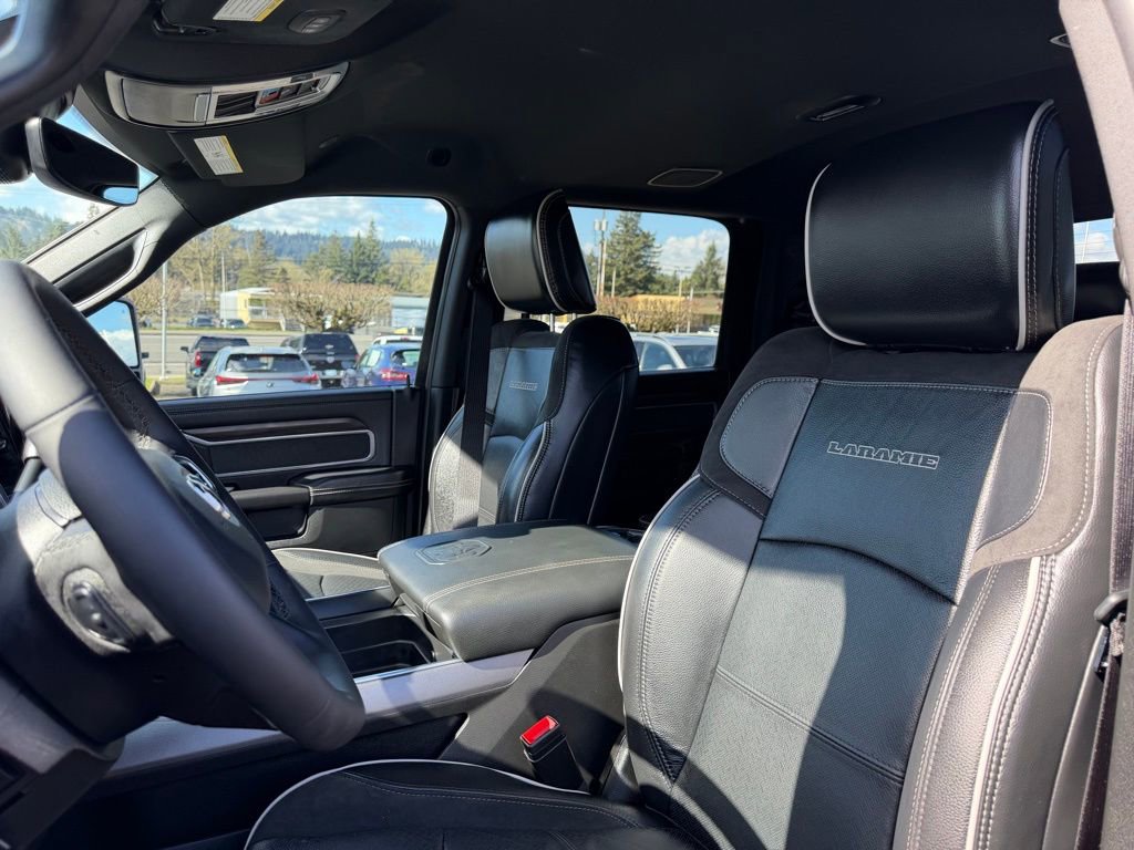 Used 2025 RAM 3500 Laramie w/ Sport Appearance Package image 16