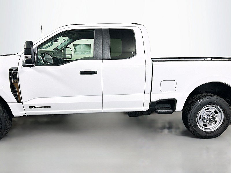 New 2026 Ford F350 XL w/ XL Chrome Package RWD image 4