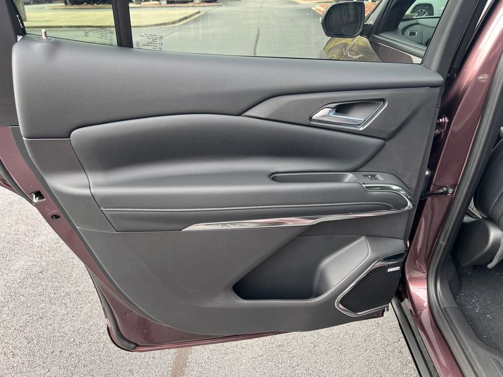 New 2026 Chevrolet Traverse High Country w/ LPO, Floor Liner Package image 32