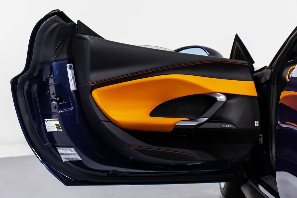 Certified 2025 Ferrari 296 GTS image 35