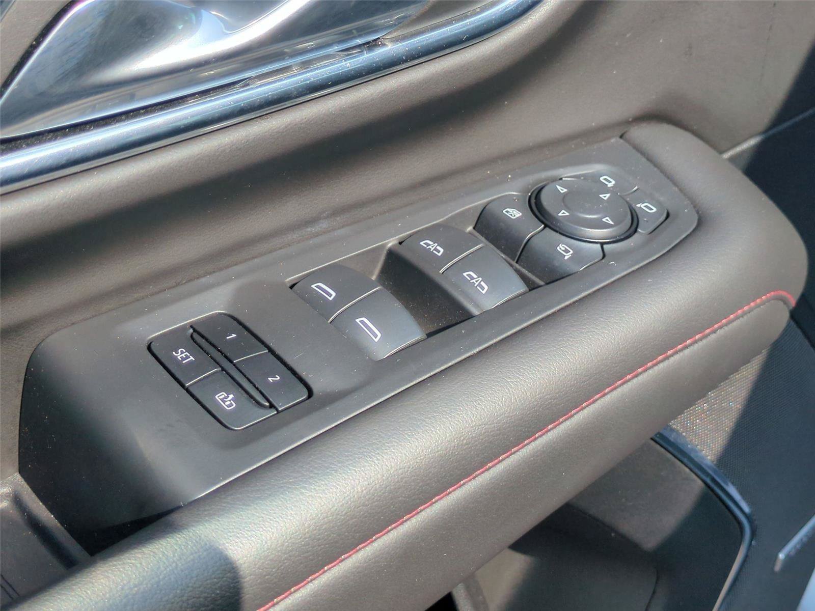Used 2024 Chevrolet Tahoe RST w/ Luxury Package AWD/4WD image 13
