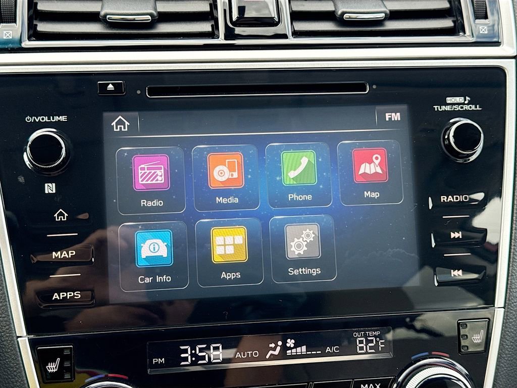 Used 2018 Subaru Outback 2.5i Limited image 18