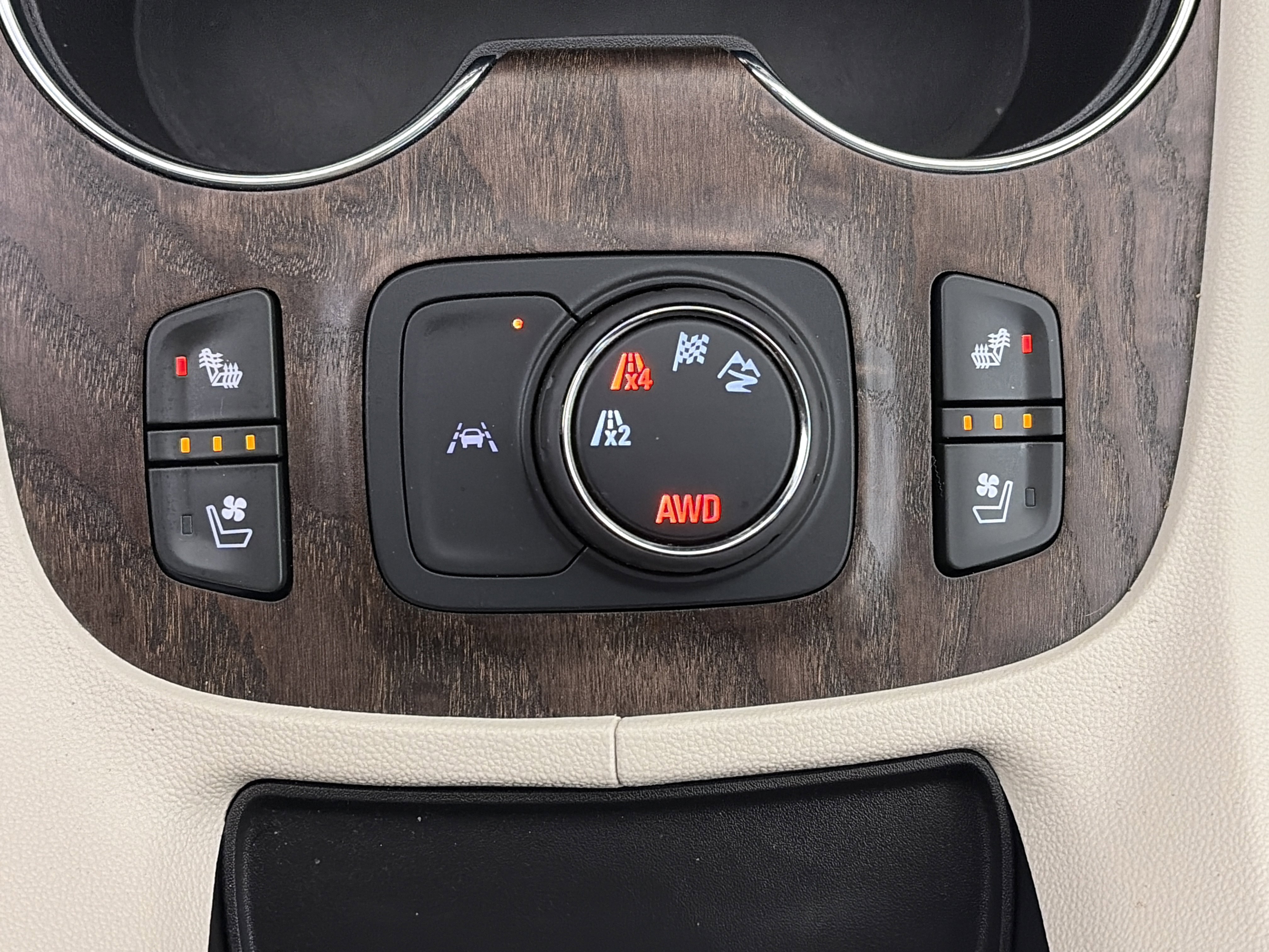 Certified 2023 GMC Acadia Denali image 28