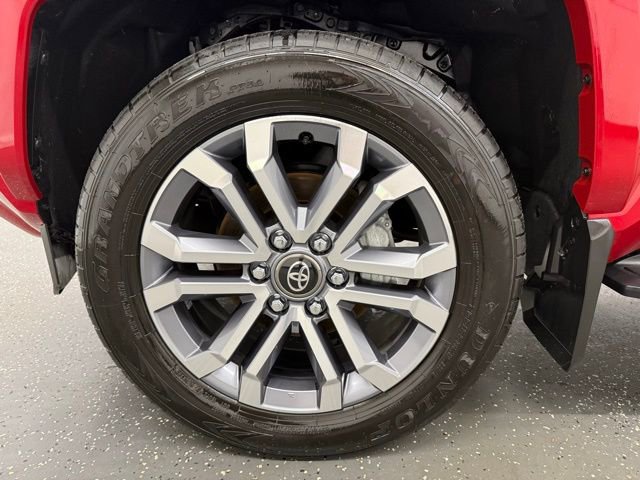 Certified 2025 Toyota 4Runner Limited AWD/4WD image 19