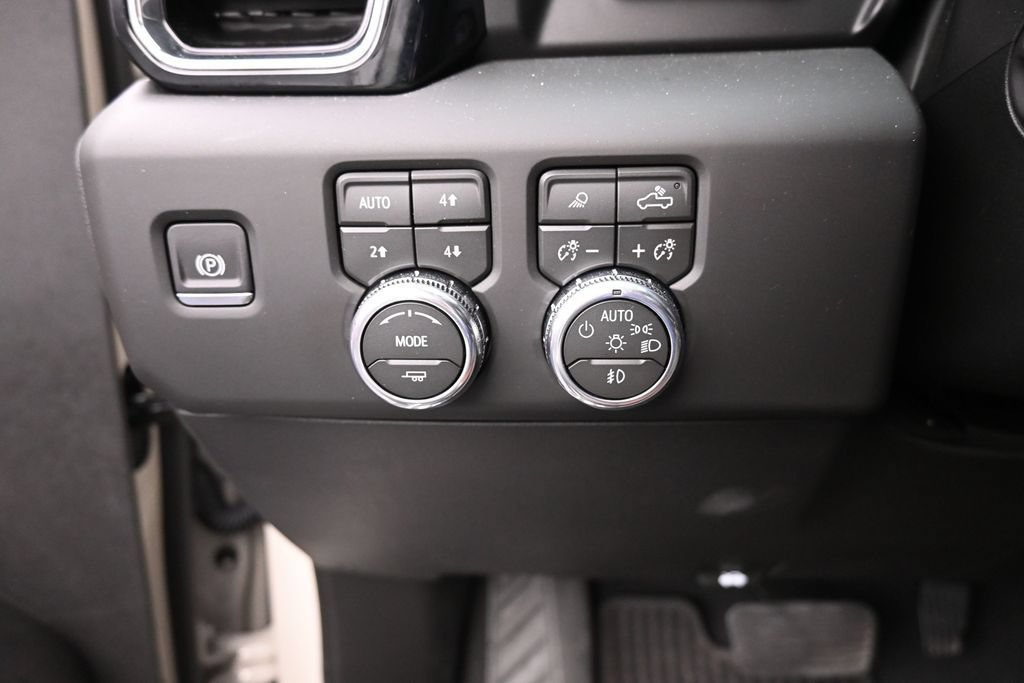 Used 2026 GMC Sierra 1500 Denali Ultimate AWD/4WD image 26