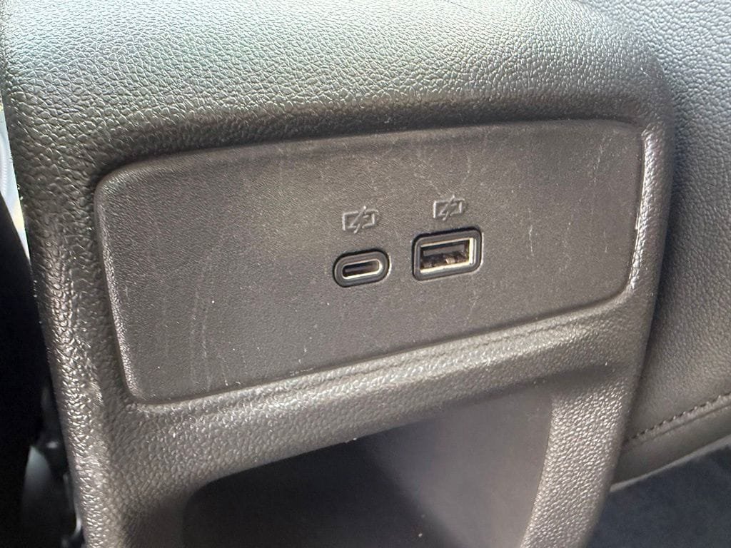 Used 2026 Chevrolet Trax LT w/ Sunroof Package FWD image 18