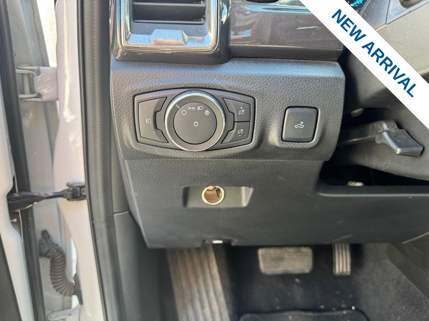 Used 2021 Ford Ranger Lariat w/ Equipment Group 501A High image 19